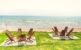 The Long Beach Resort - Beachfront Cottages & Townhouse Suites