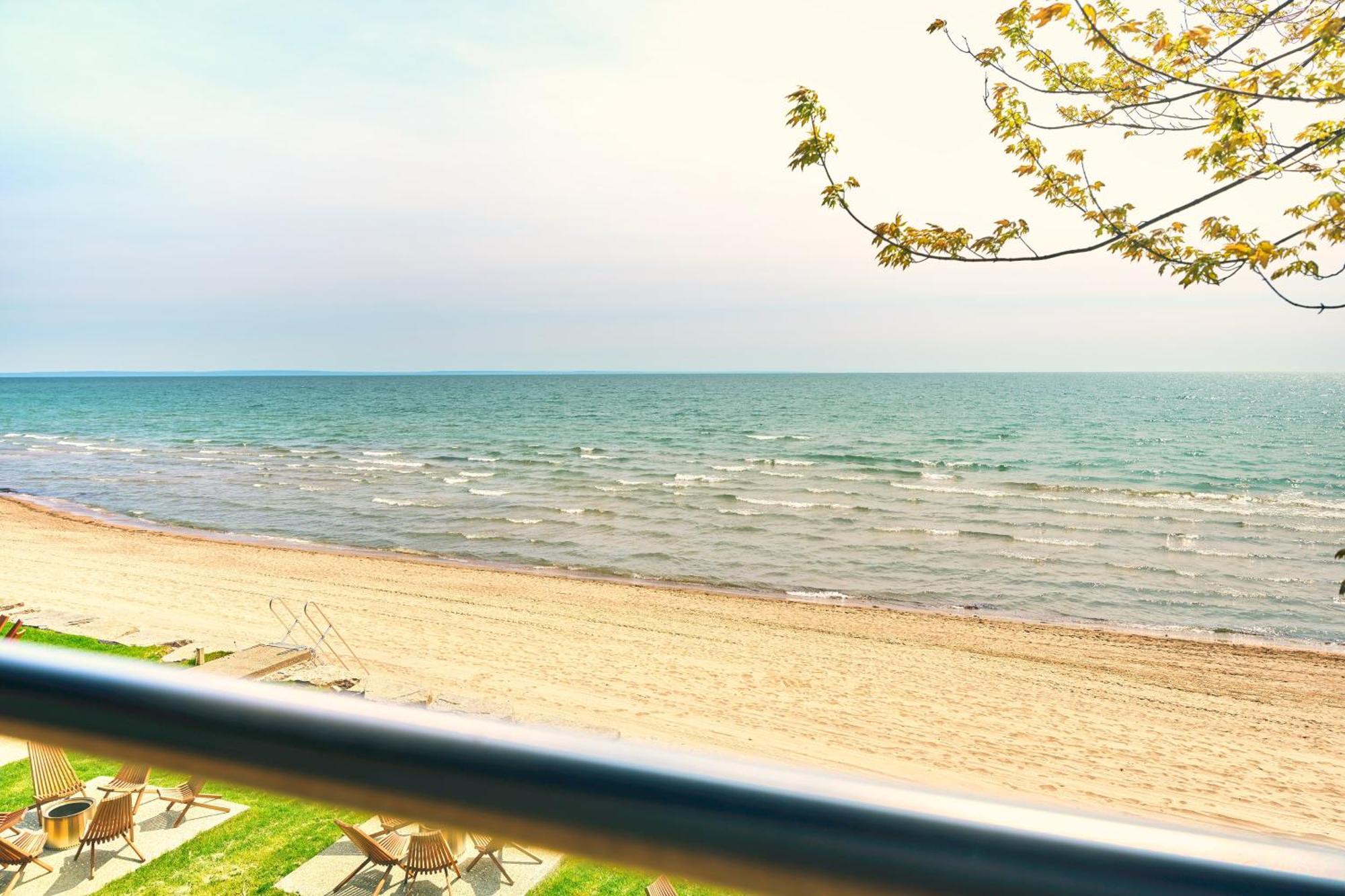 The Long Beach Resort - Beachfront Cottages & Townhouse Suites Wainfleet Exterior photo