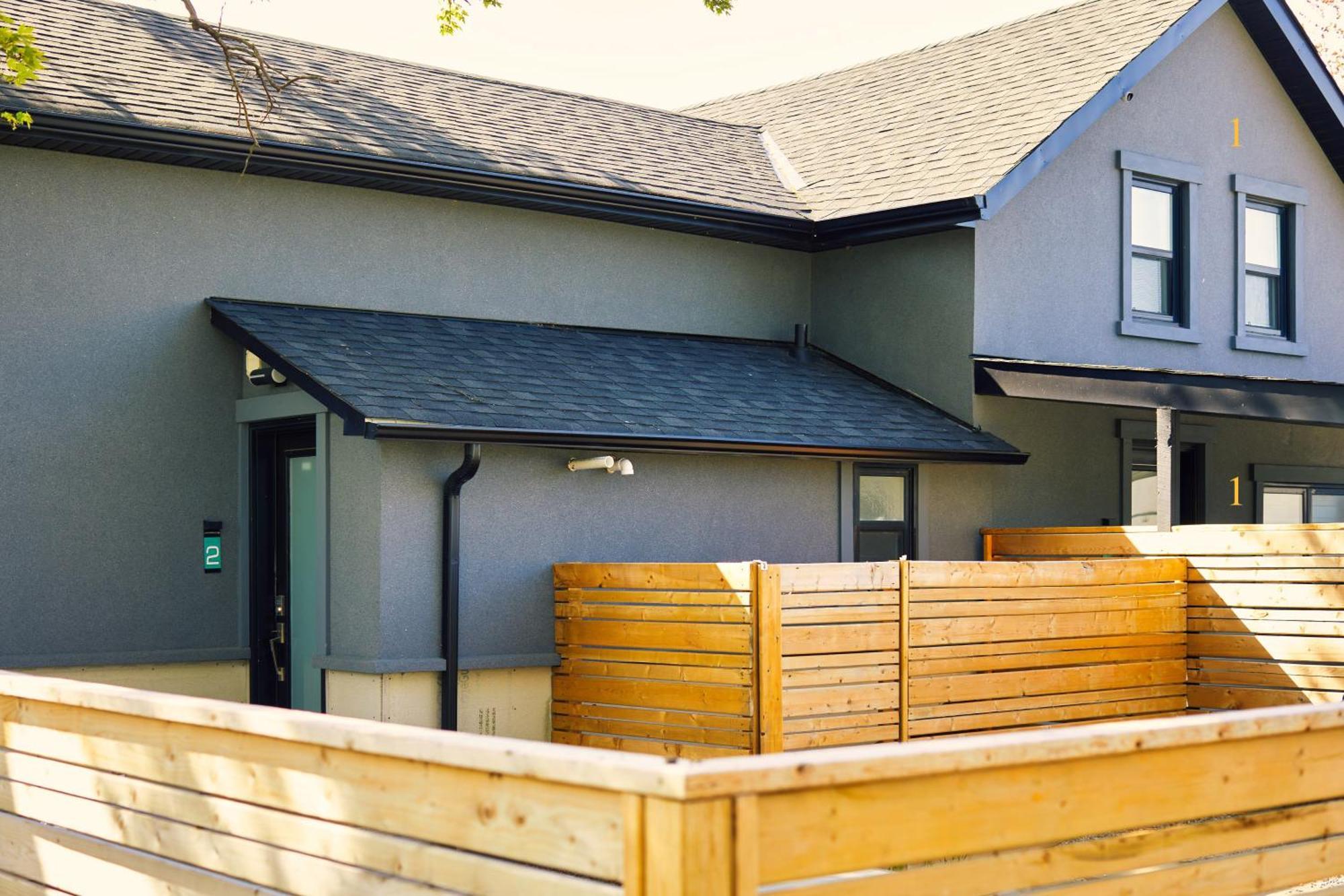 The Long Beach Resort - Beachfront Cottages & Townhouse Suites Wainfleet Exterior photo